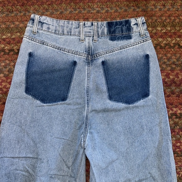 WILD FABLE SUPER HIGH RISE WIDE LEG LIGHT WASH JEANS - Picture 6 of 6